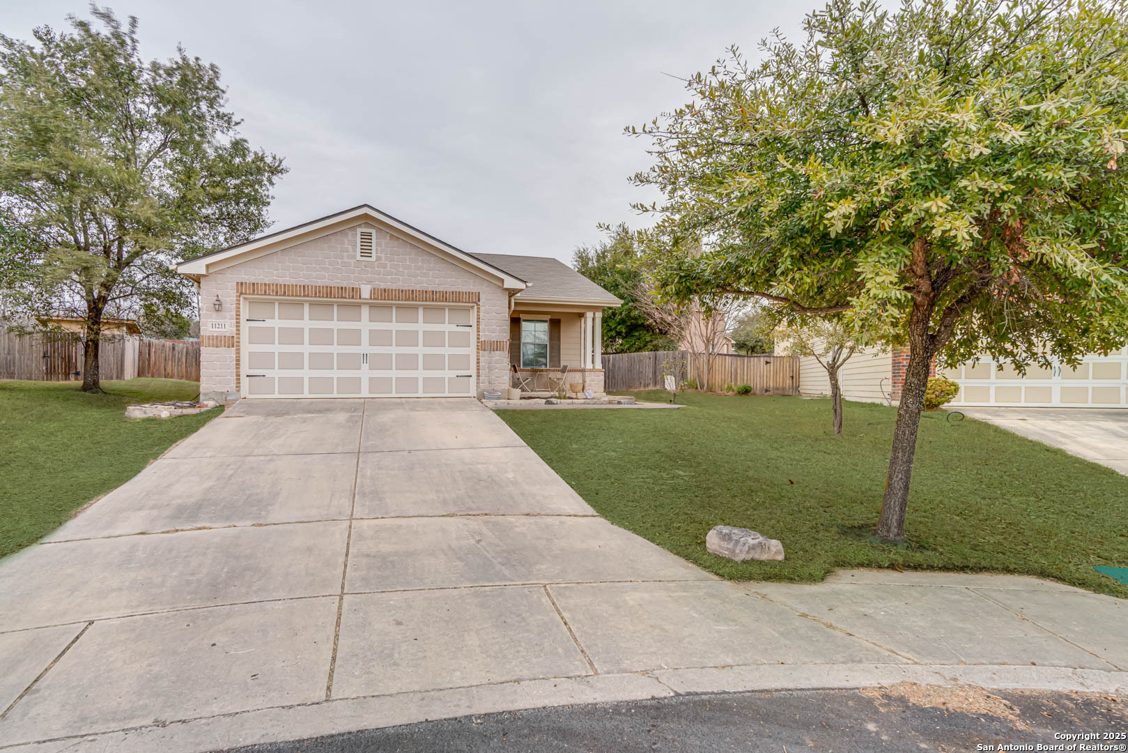 11211 Dublin Court — photo