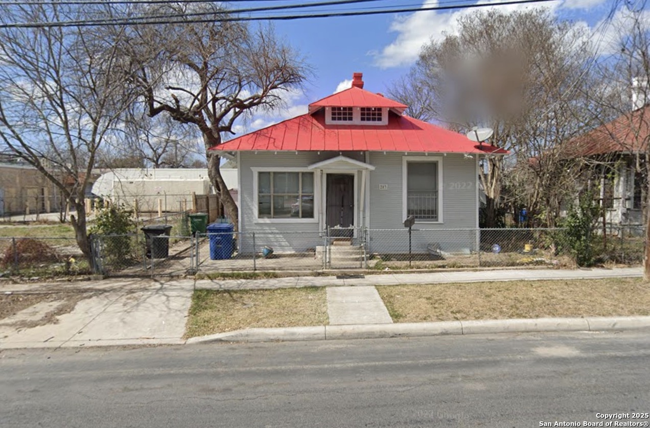 203 Warren — photo