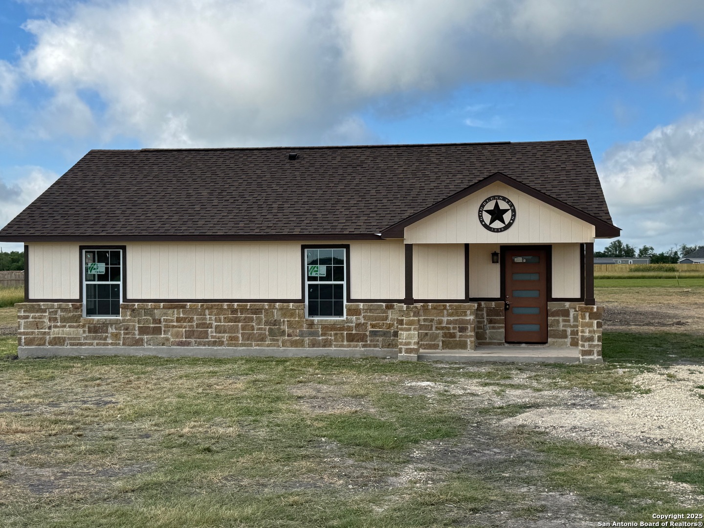 450 County Road 679 — photo