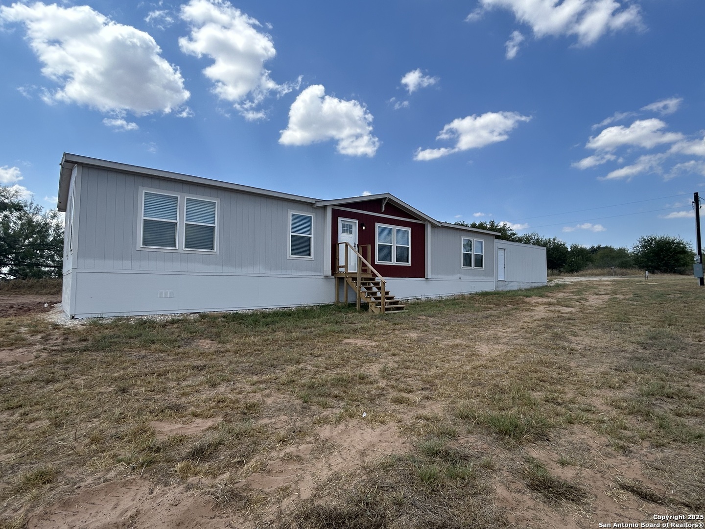 1038 County Road 329 — photo