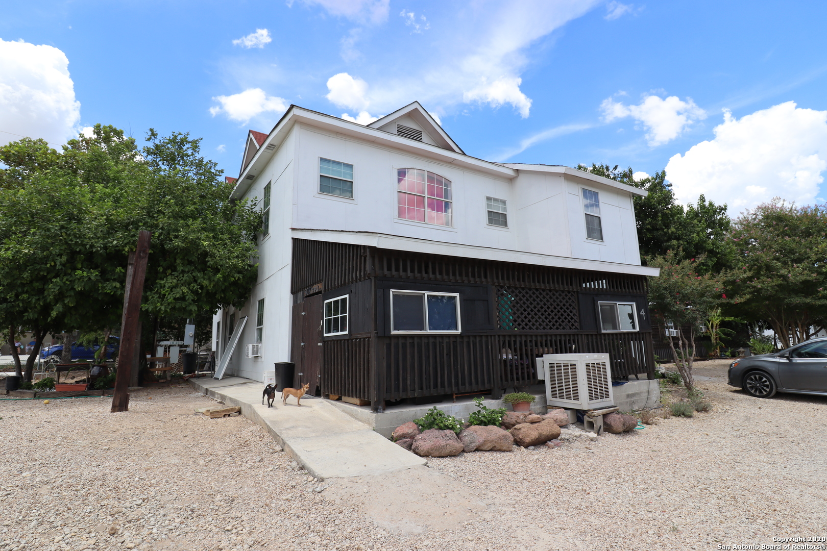 13915 interstate 35, Von Ormy, TX 78073