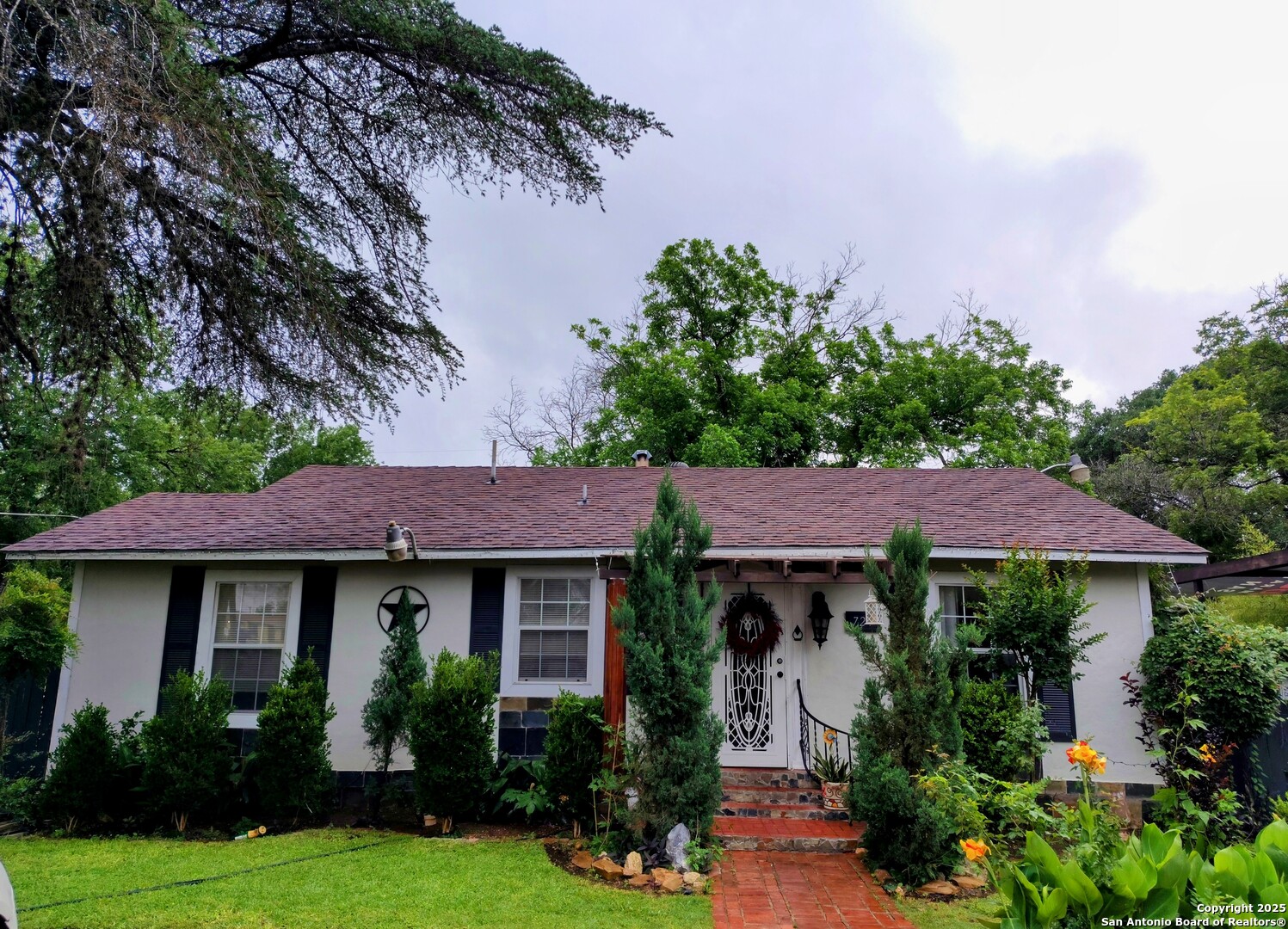 724 Holmgreen — photo