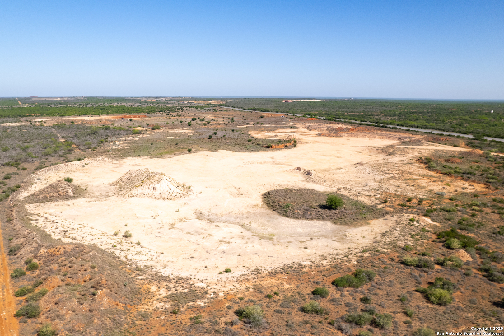 000 US Hwy 83 — photo