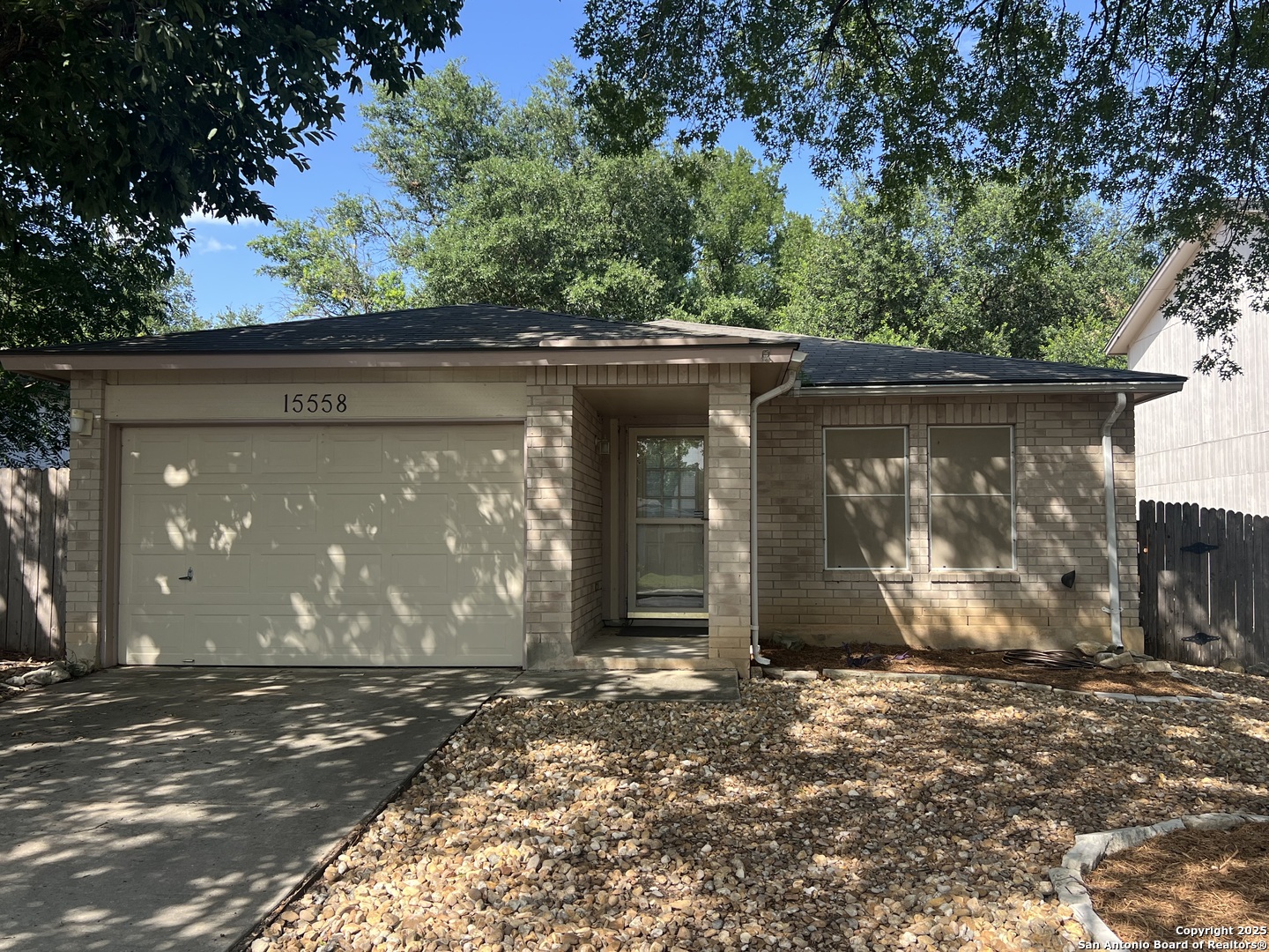 15558 Knollmeadow — photo