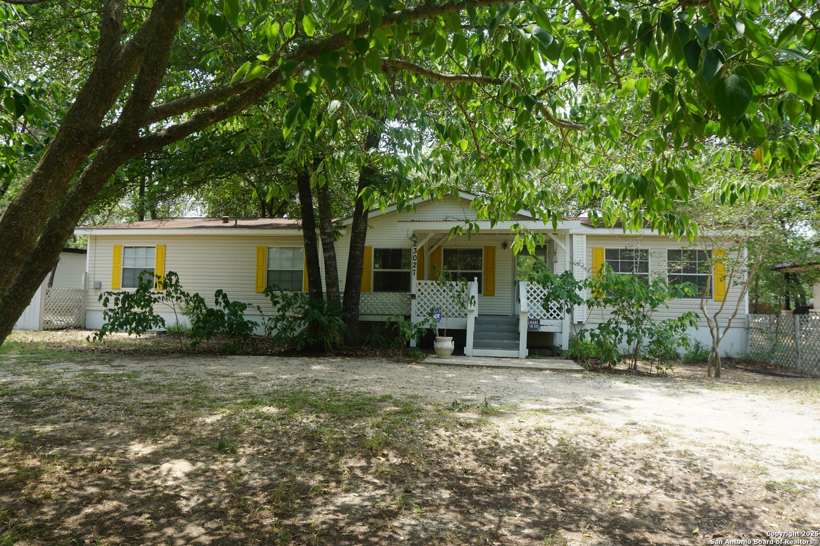 23027 Fawn Trail Drive — photo