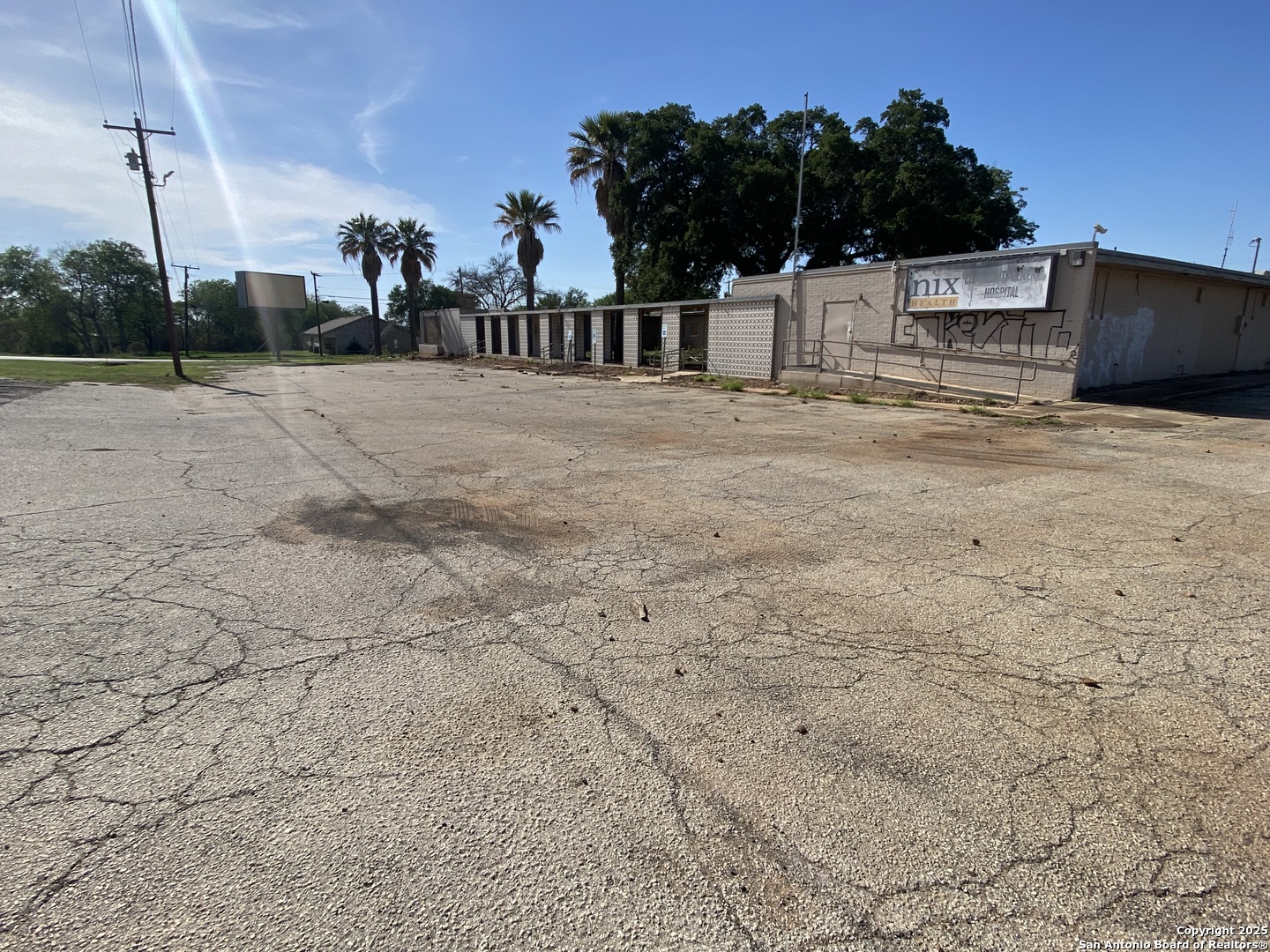 230 W Miller — photo