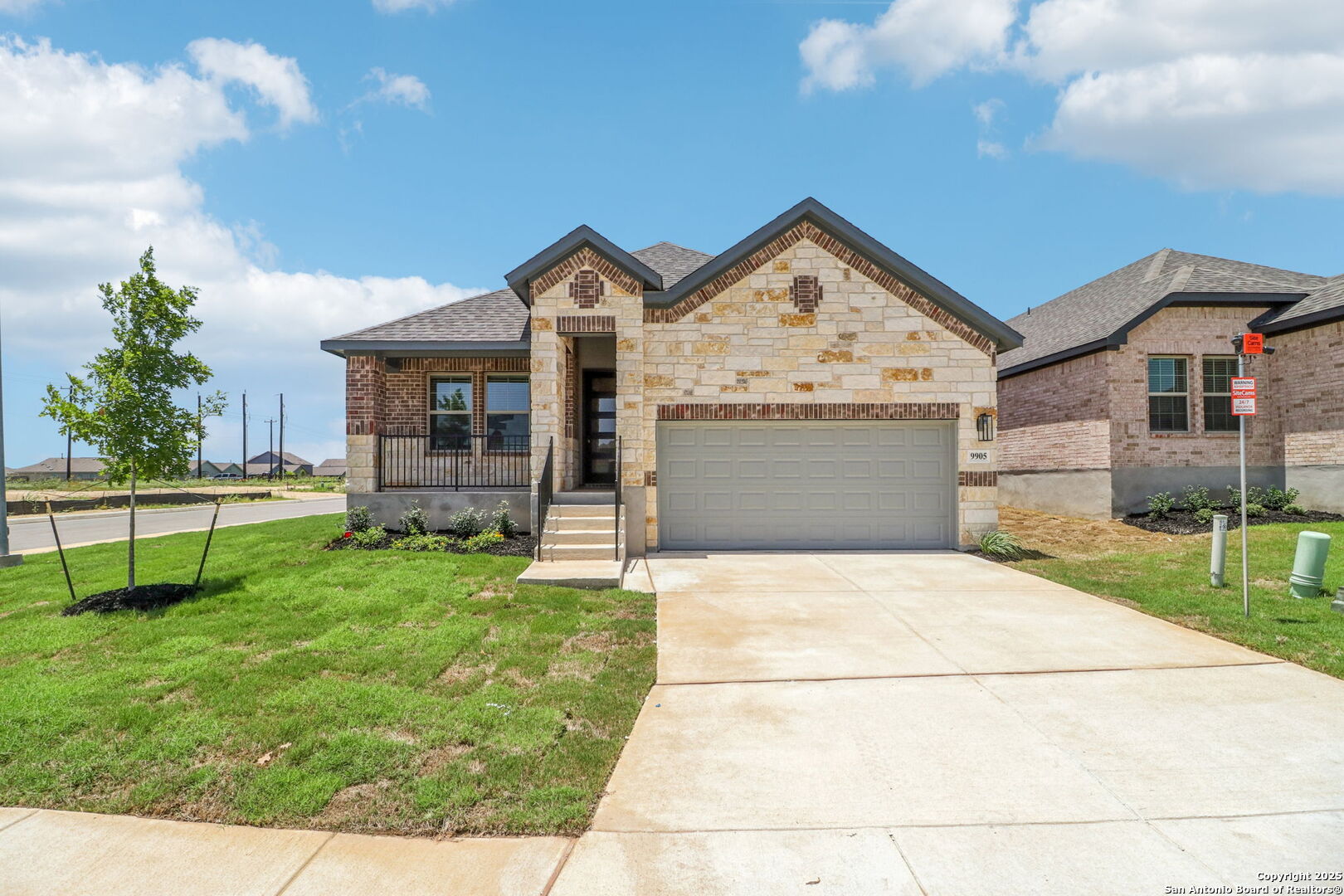 9905 Paladin Ridge — photo