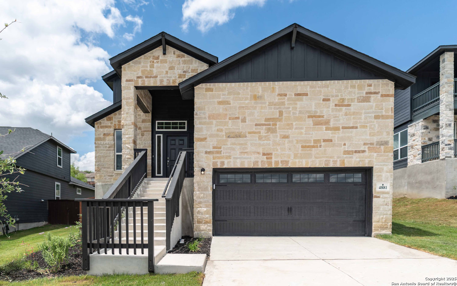 4881 Knox View — photo