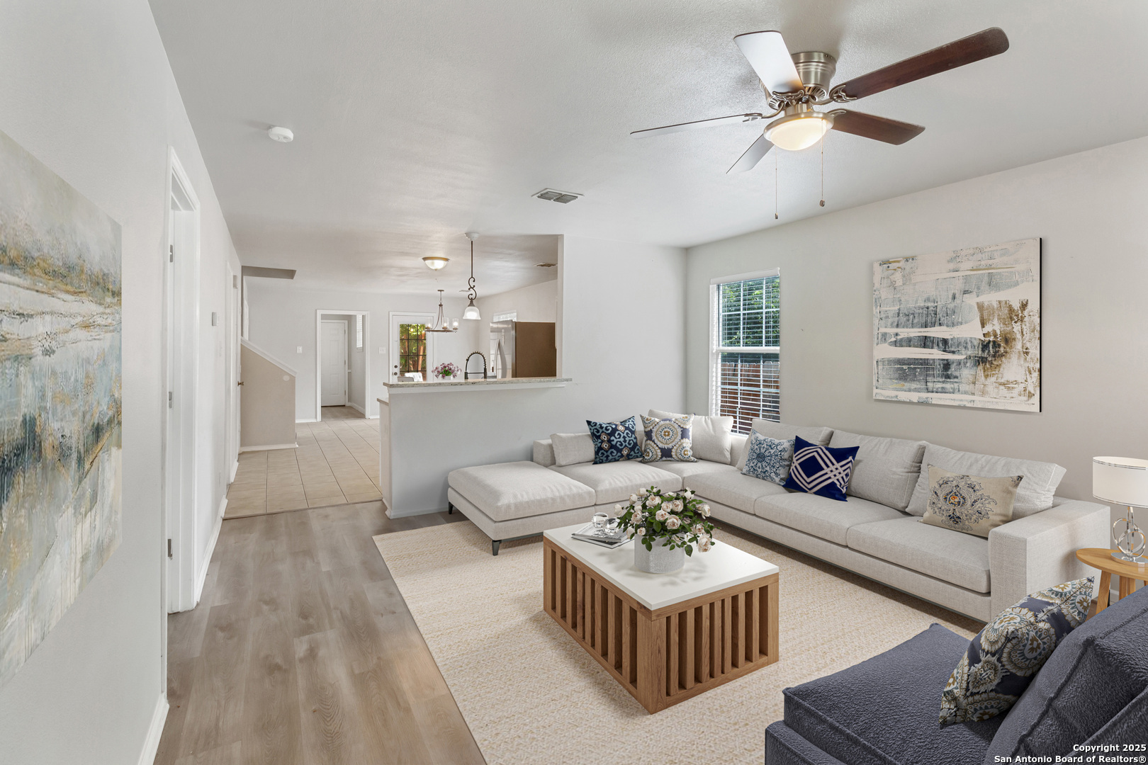 210 E Broadview, San Antonio, TX 78228 — photo 2