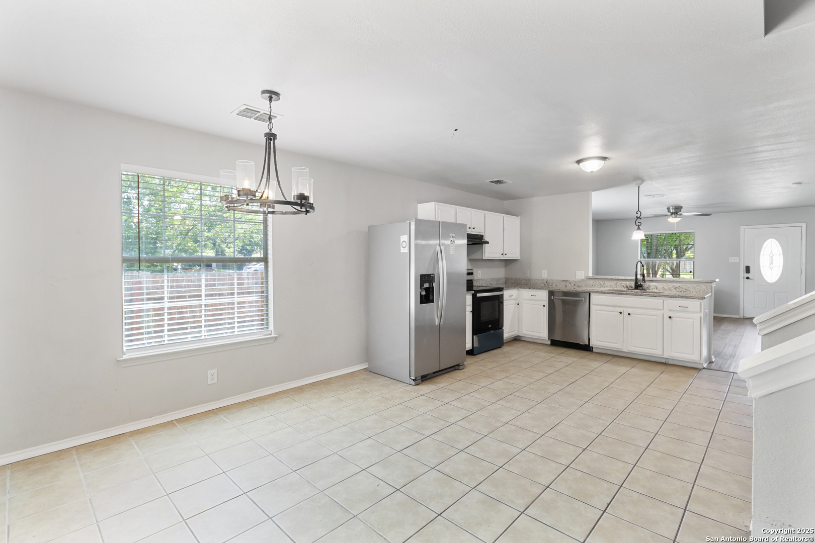 210 E Broadview, San Antonio, TX 78228 — photo 3
