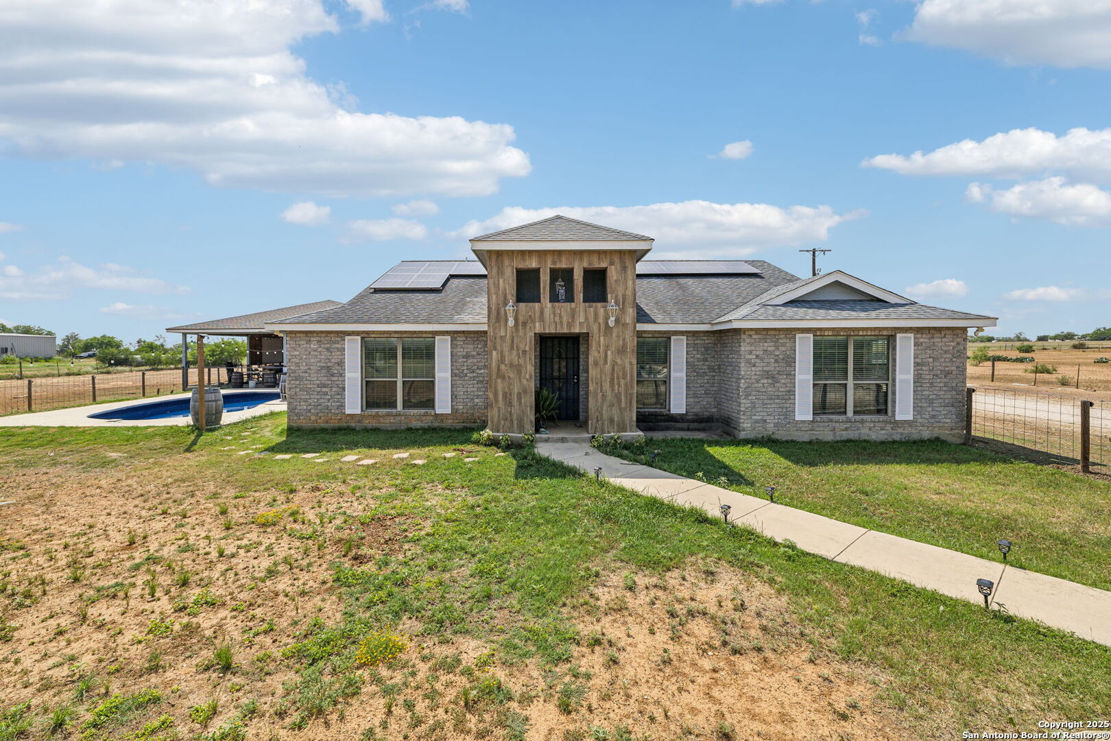 2355 Stuart Road — photo