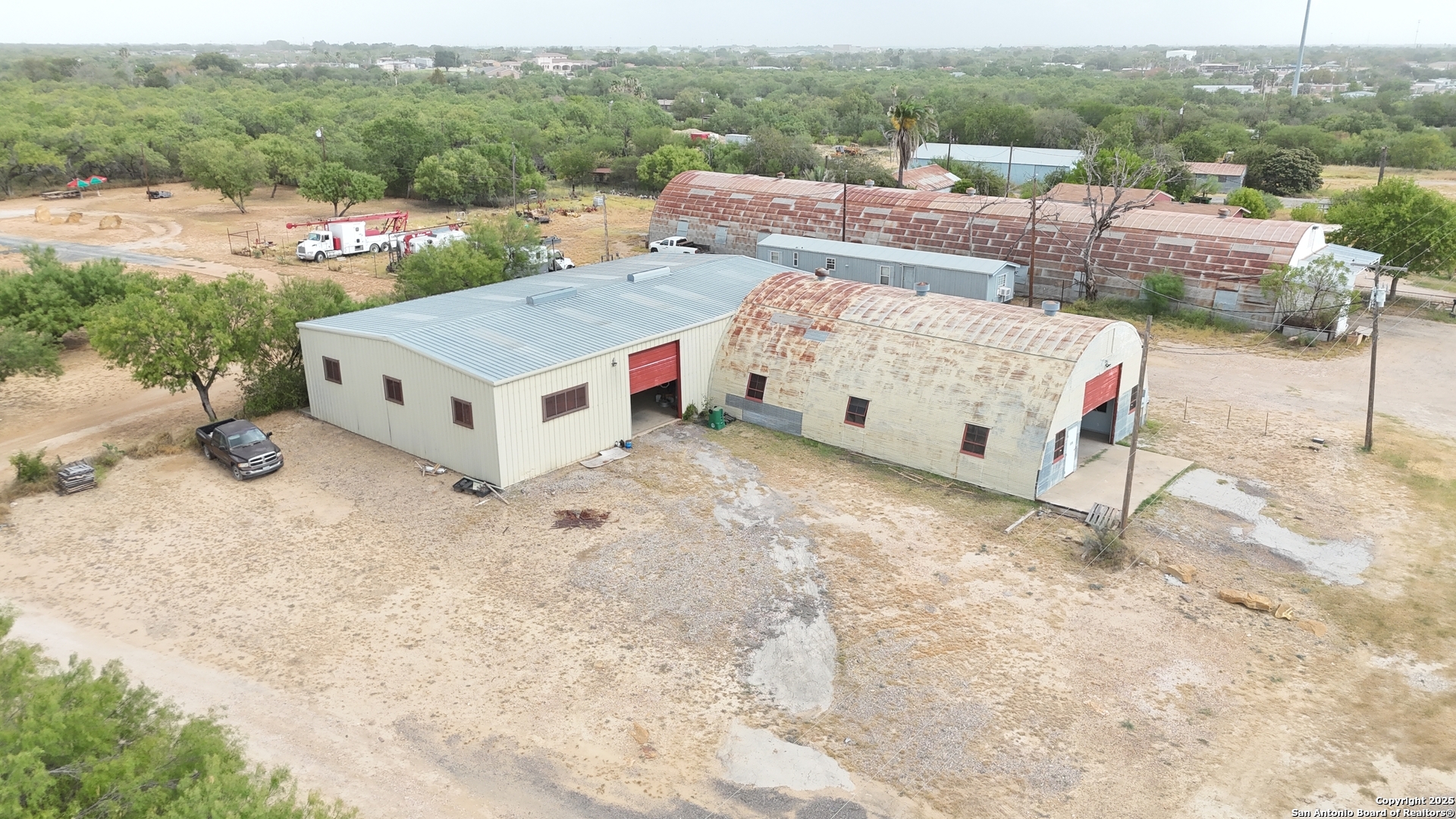 2720 Old Uvalde Road — photo