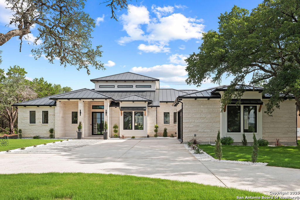 226 Bobby Clark — photo