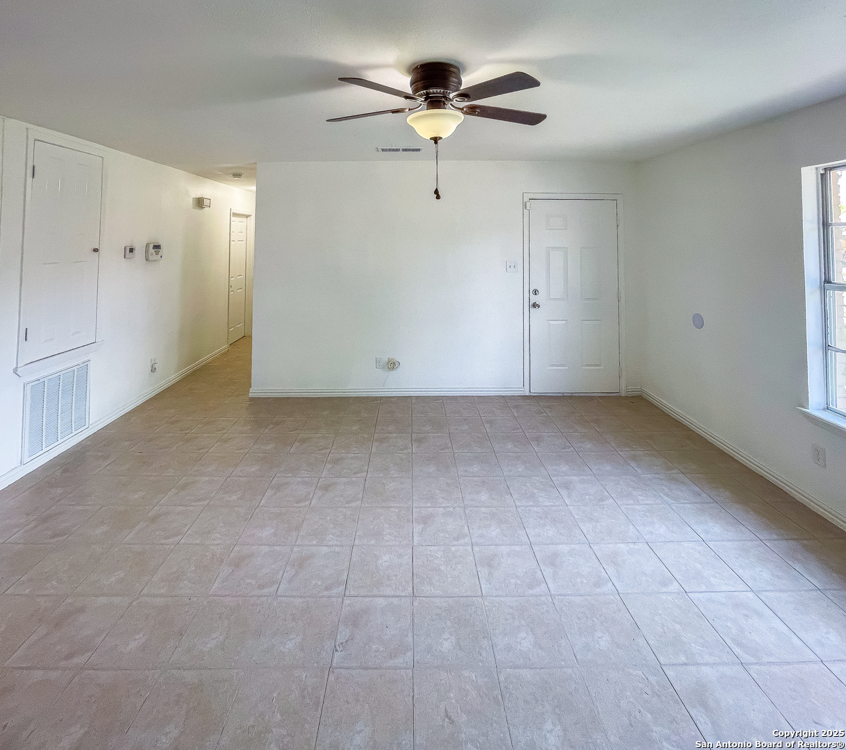 1206 Fairview, Beeville, TX 78102 — photo 2