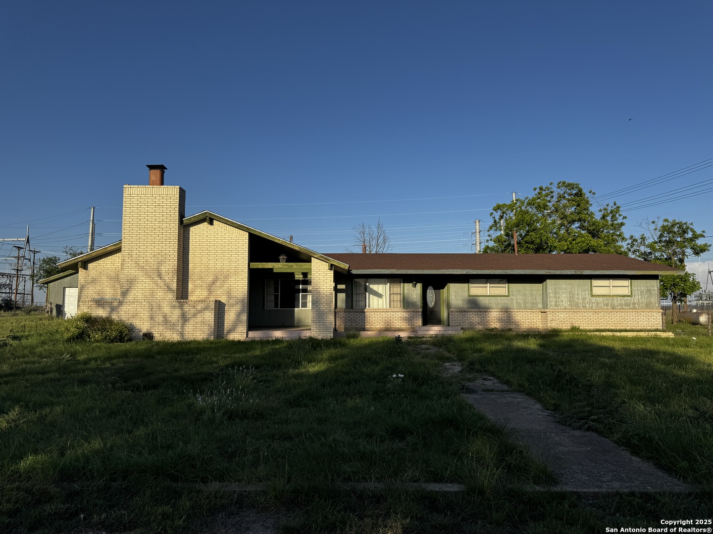 22428 FM 2093 — photo