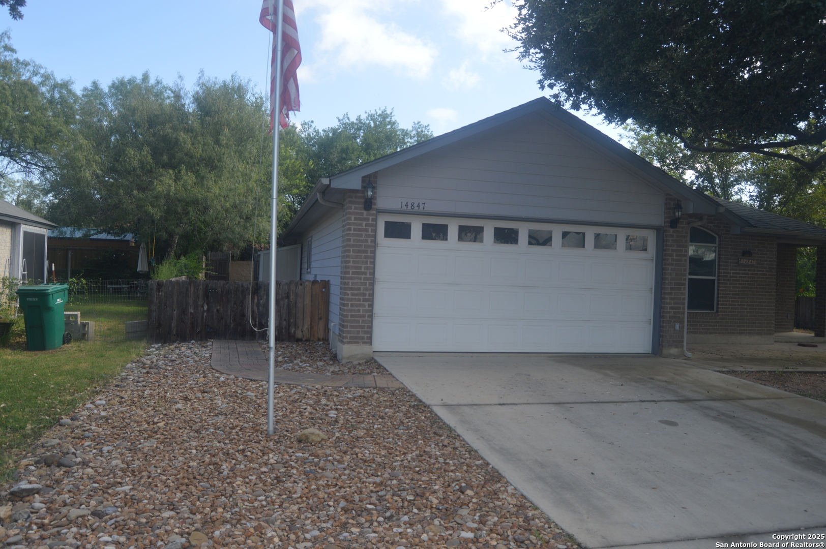 14847 Lytle Somerset — photo