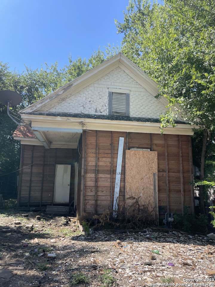 1130 Delaware — photo