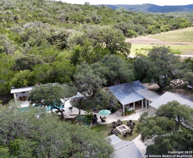 512 County Rd 348, Concan, TX 78838 — photo 2