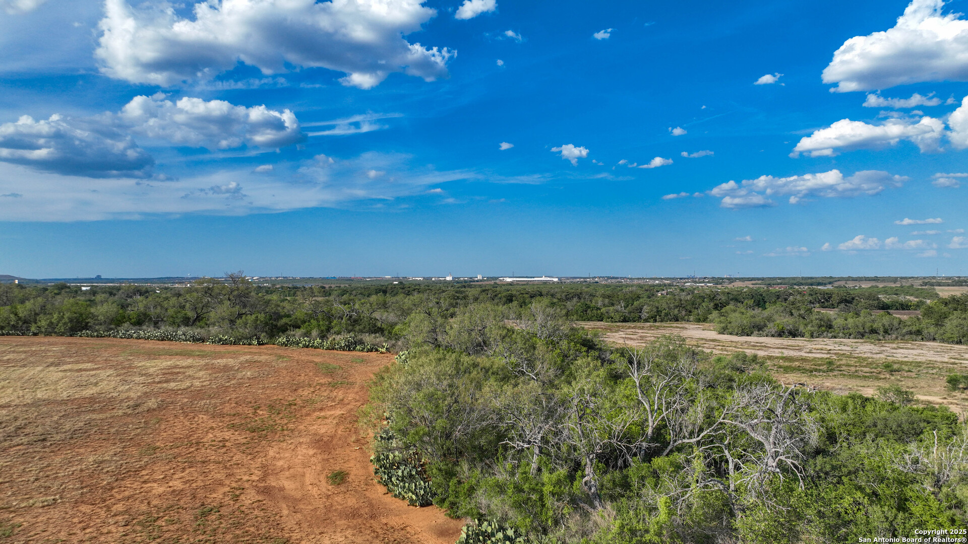 000 Von Ormy Road, Von Ormy, TX 78073 — photo 2