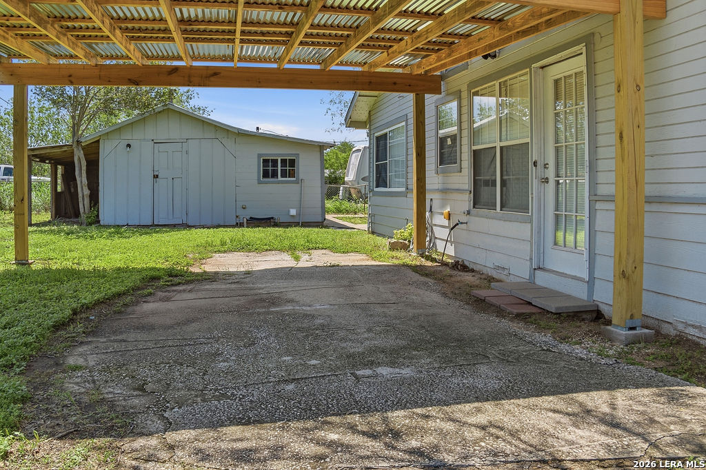 116 Matlock, Poth, TX 78147 — photo 3