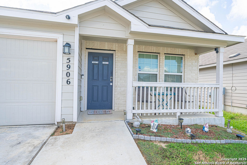 5906 Larkspur Vly — photo