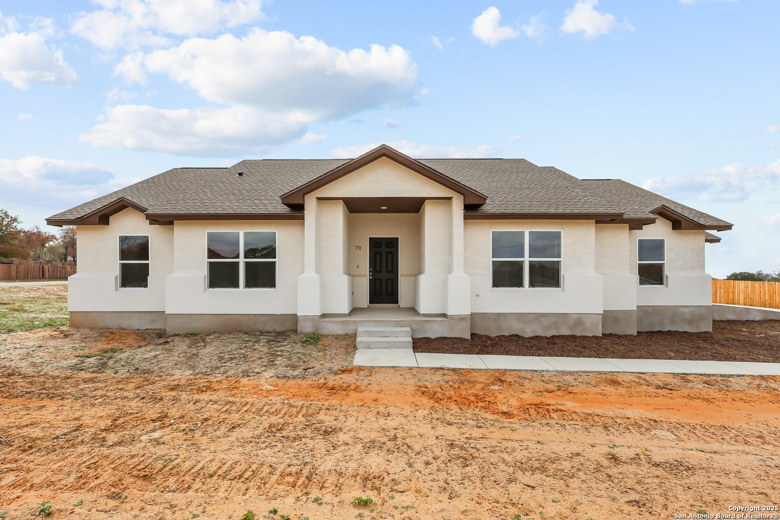 70 Log Cabin Way — photo