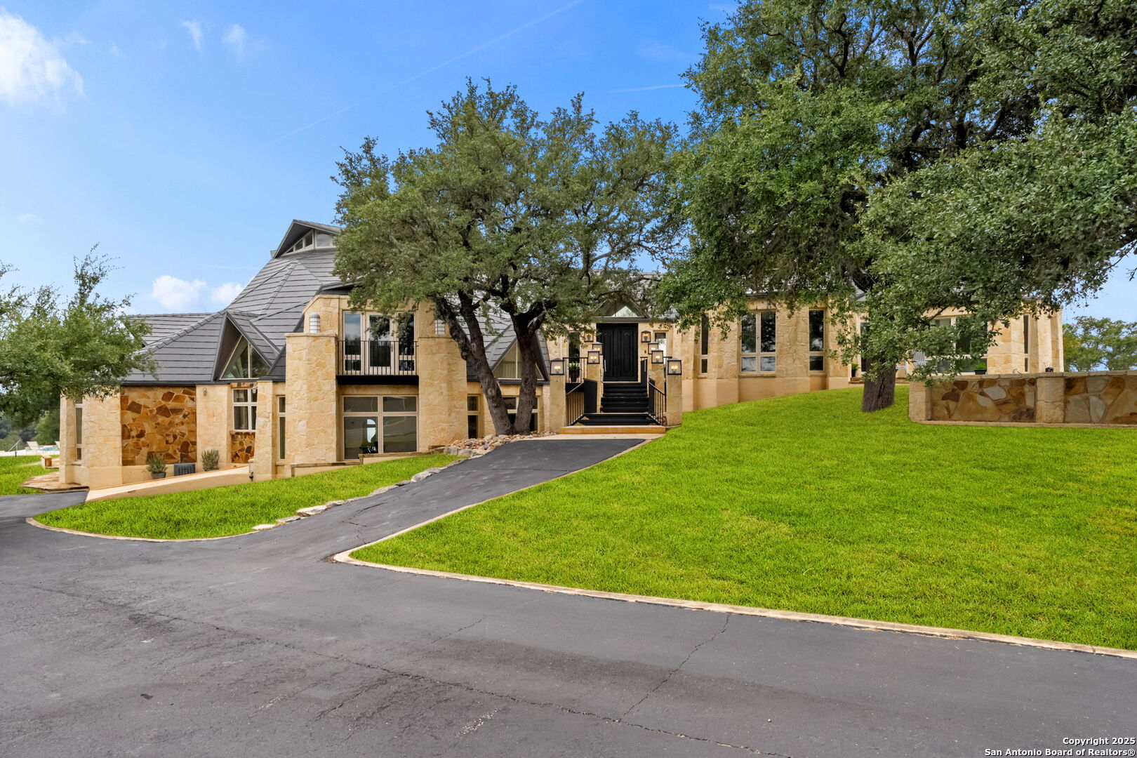 117 Clear Springs Drive — photo