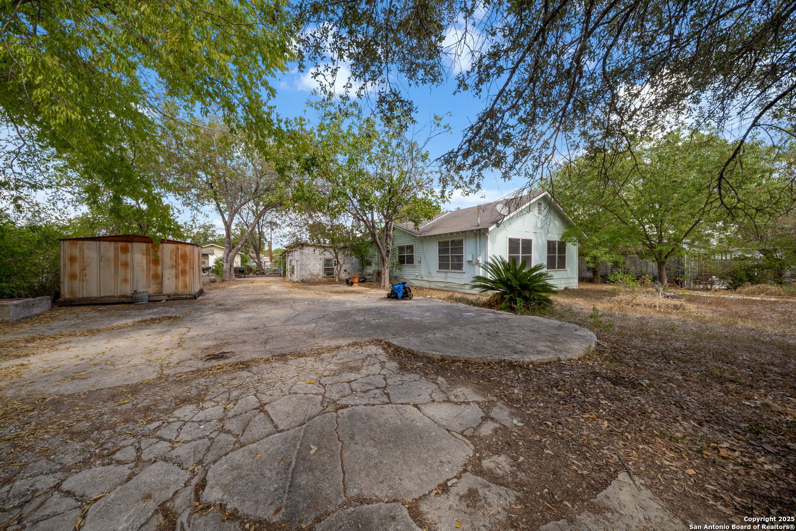 1703 San Casimiro — photo