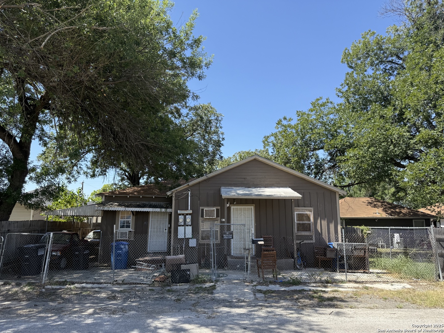 215 Gulf — photo