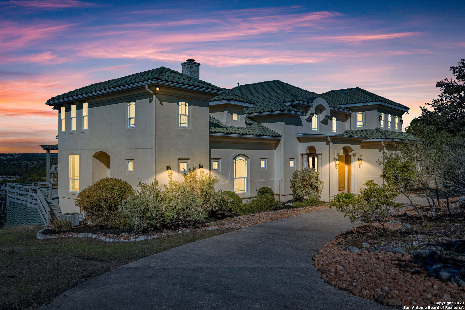 204 Paradise Point — photo