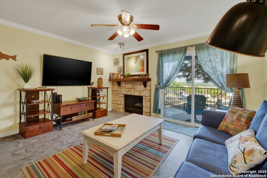 1603 Parkview Apt D1 — photo
