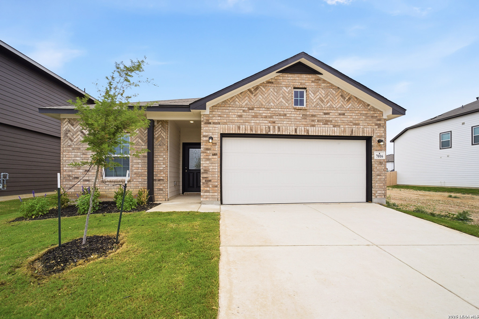 7016 Sycamore Hollow — photo