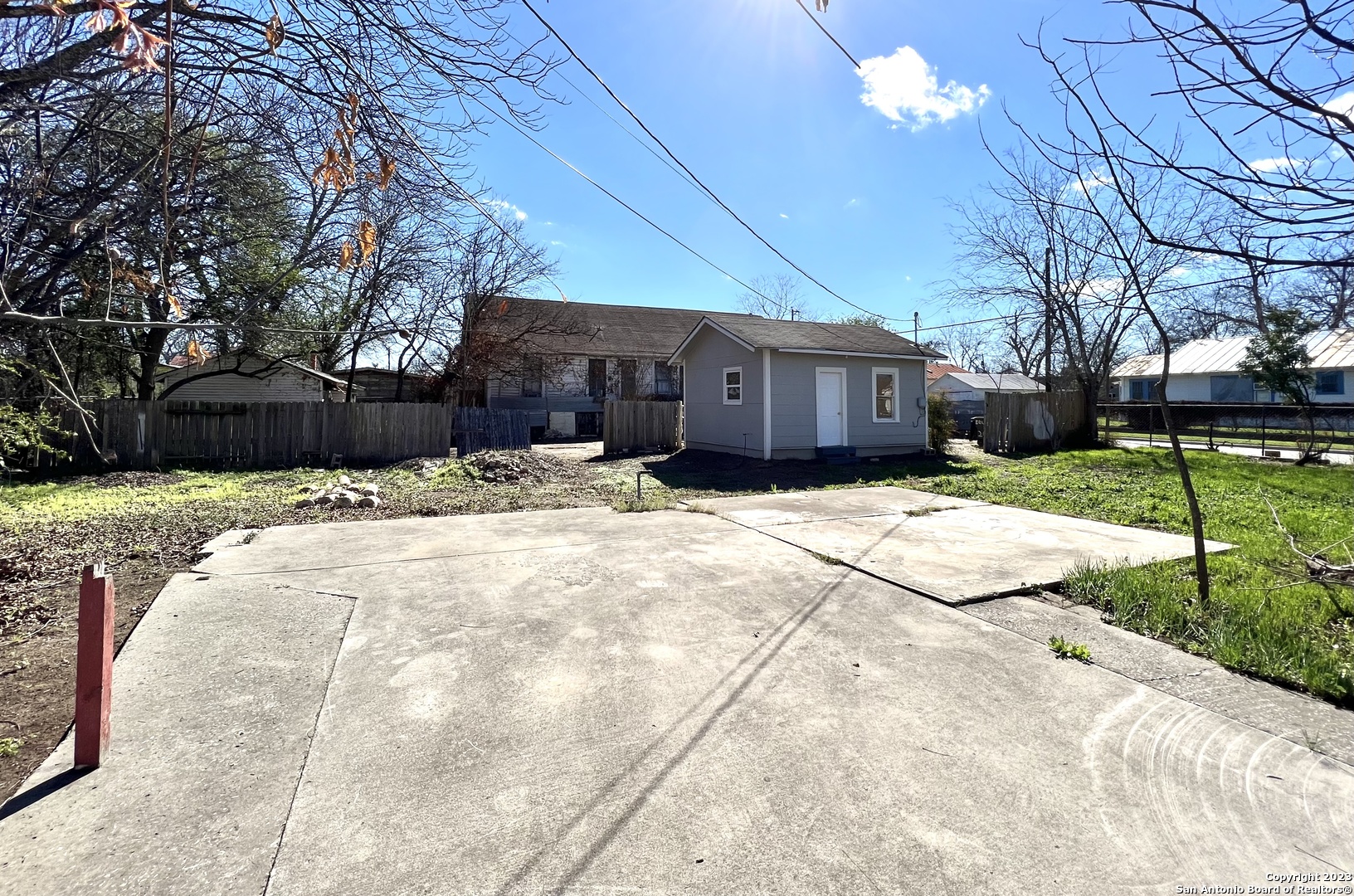 200 Belmont — photo