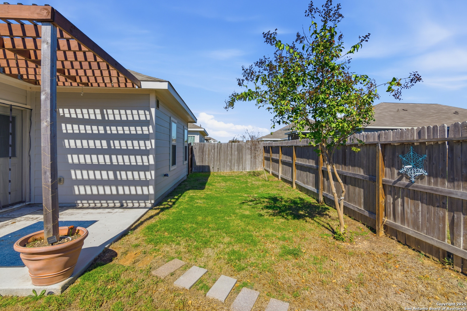 2437 Ranger, Seguin, TX 78155 — photo 2
