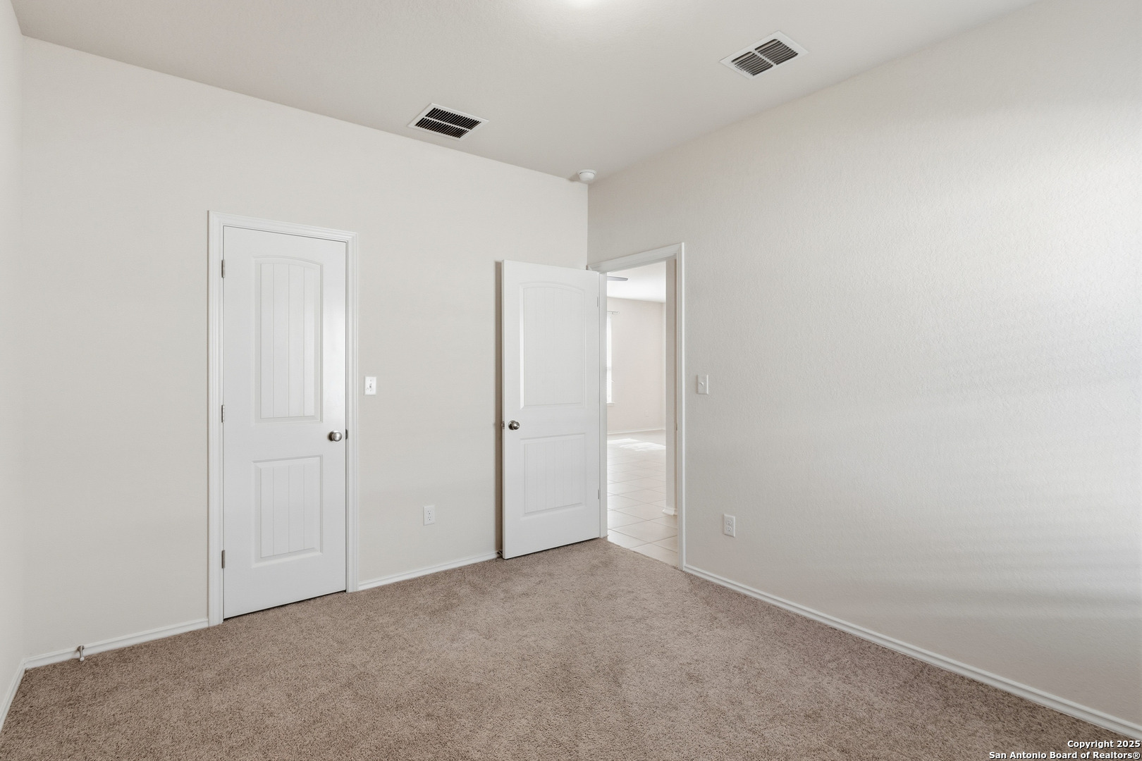 2437 Ranger, Seguin, TX 78155 — photo 3