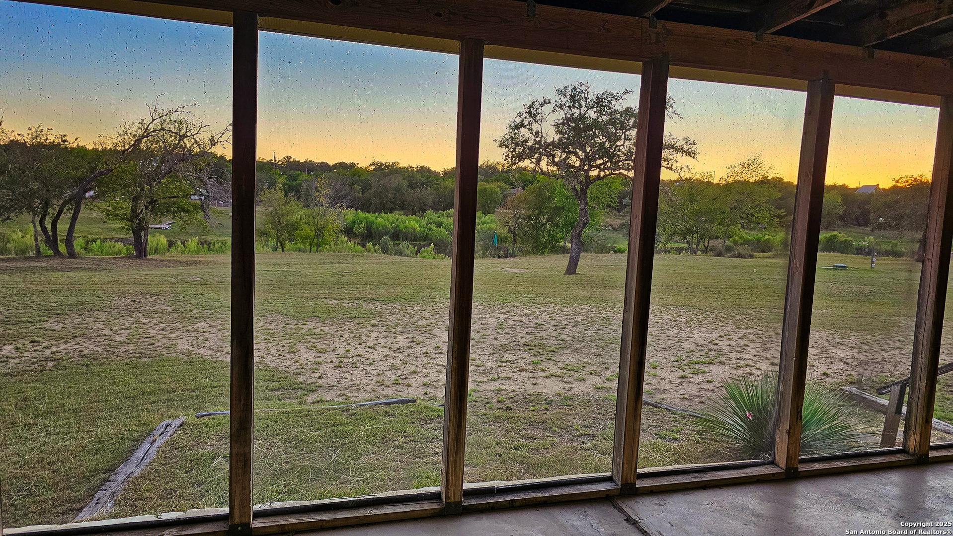 1647 Rio Ranchero, Pipe Creek, TX 78063 — photo 3