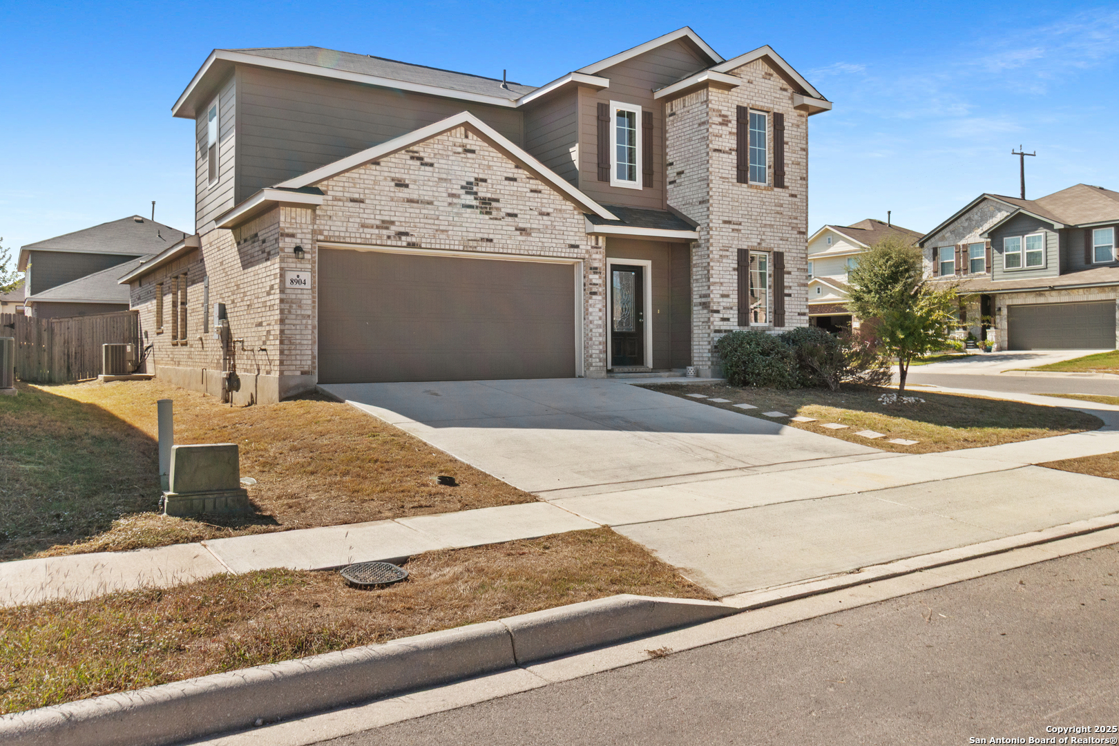 8904 Portobello Way — photo