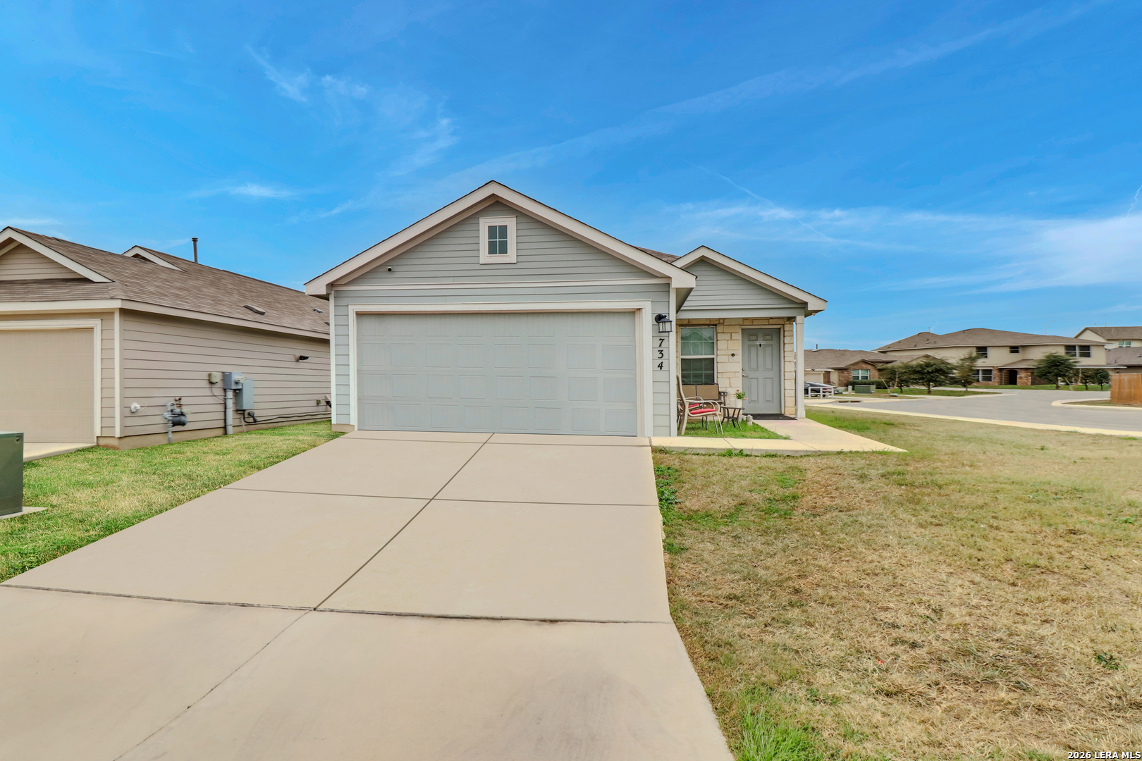 734 Mizuno Way — photo