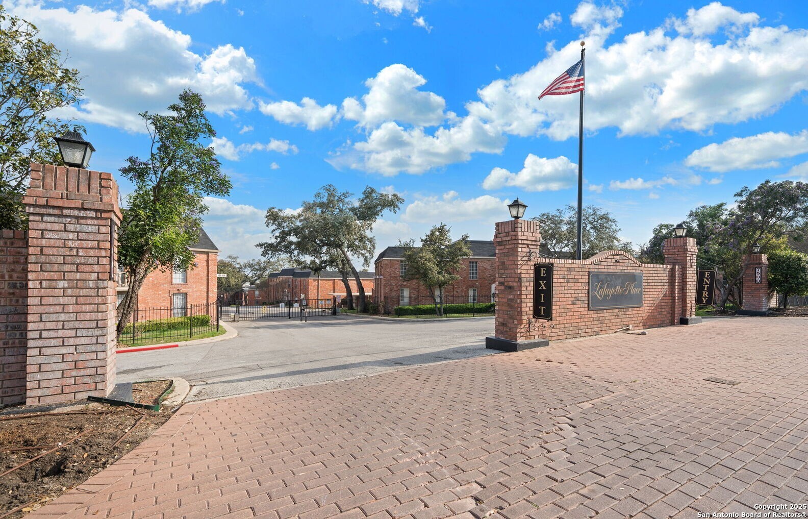 7500 Callaghan Apt 337 — photo