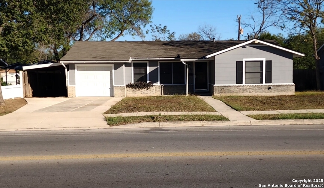 2625 Woodlawn — photo