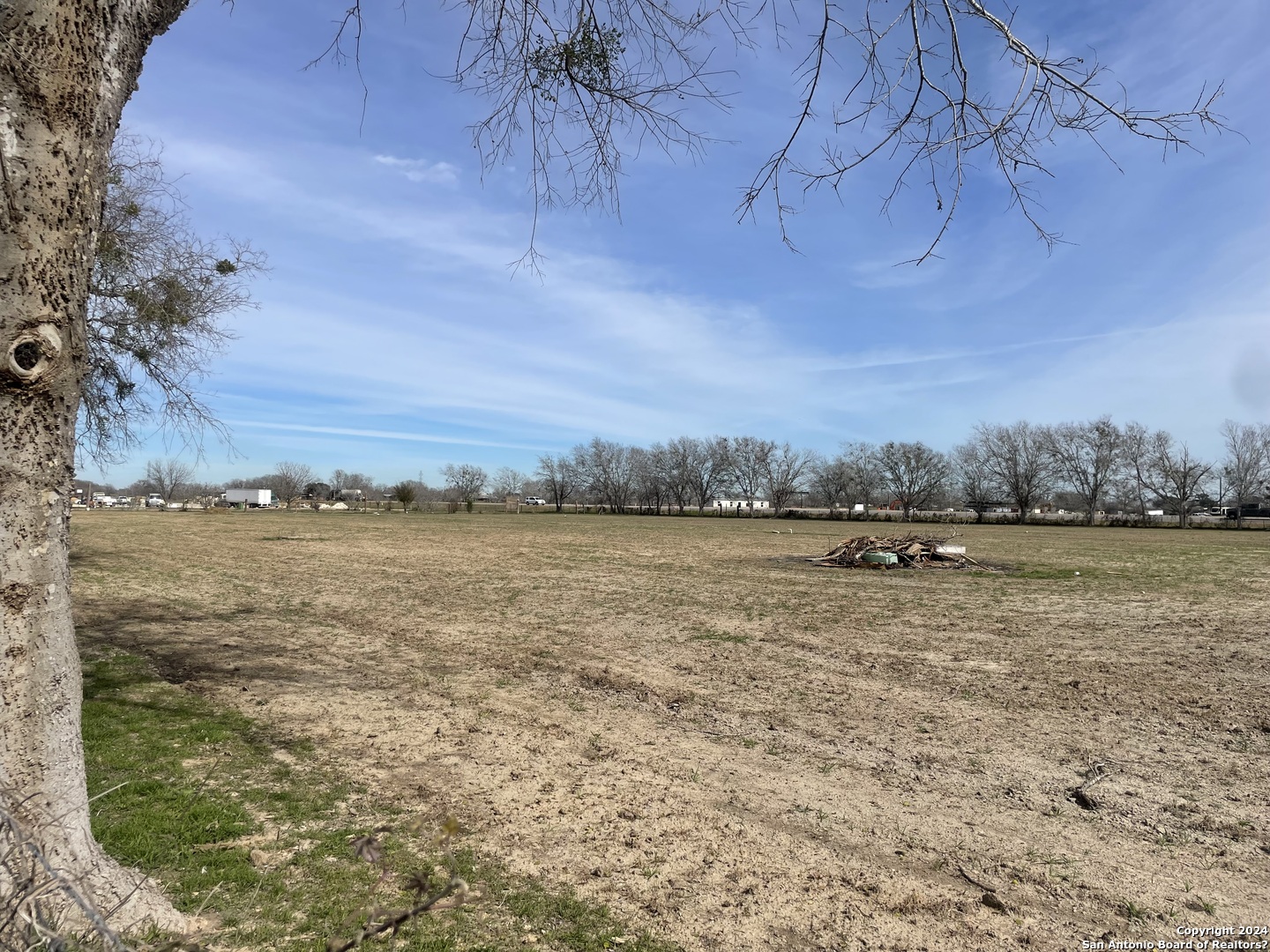 8650 S Loop 1604 E, Elmendorf, TX 78112 — photo 2