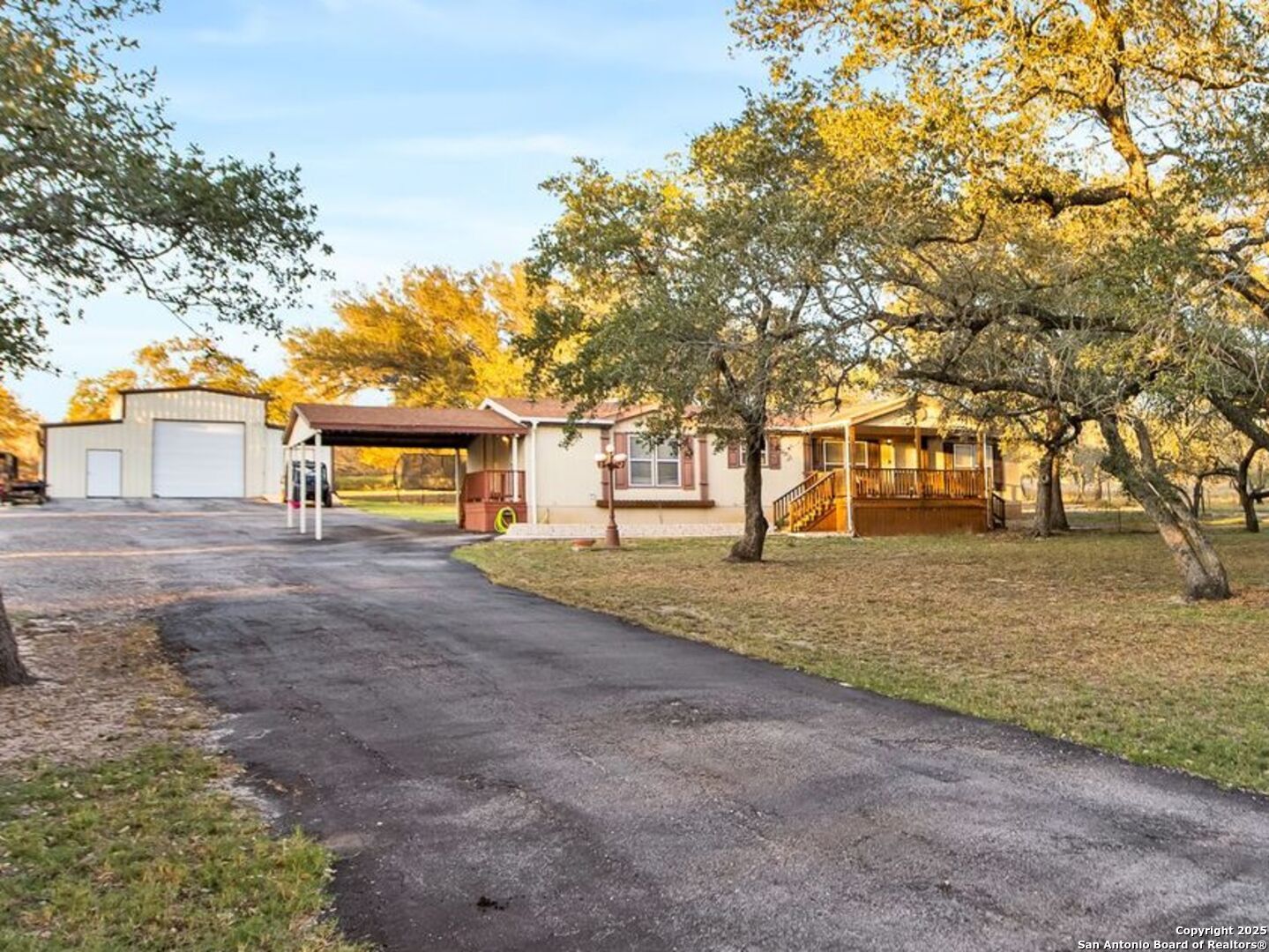 1218 Eagle Creek — photo