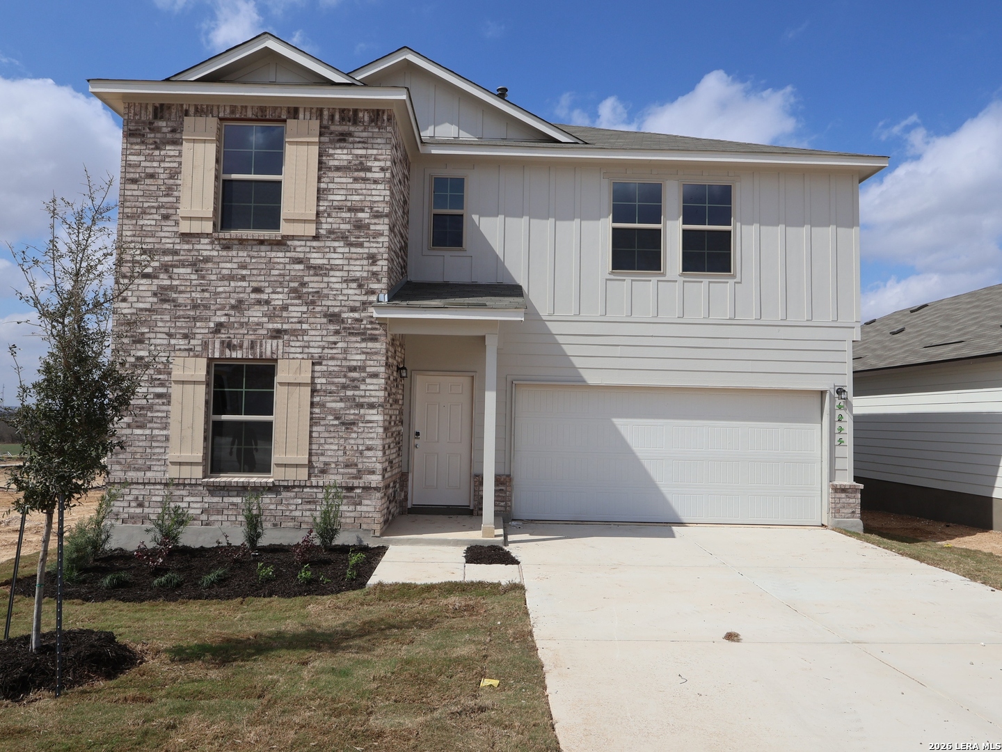 6235 Persimmon Lake — photo