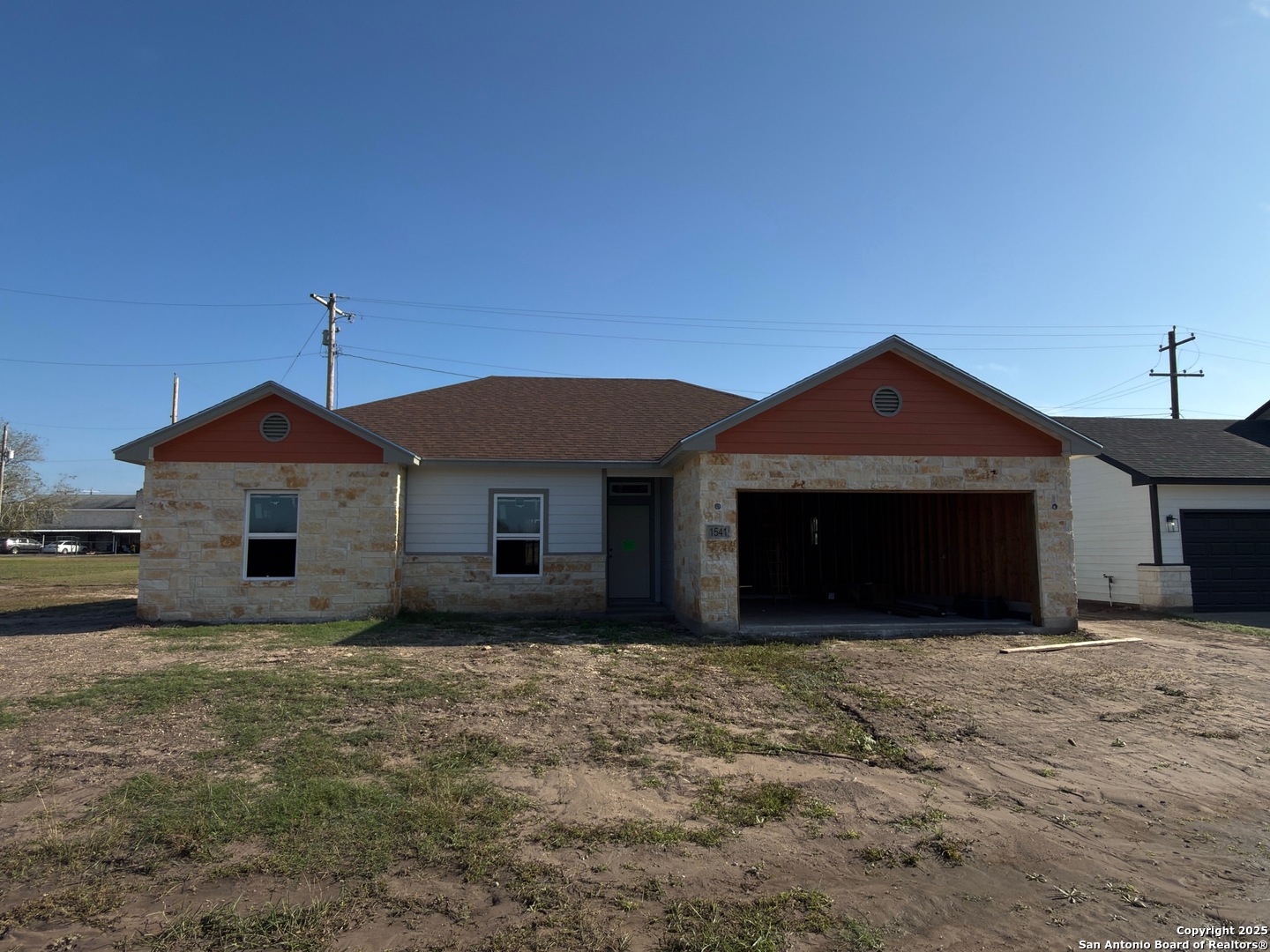 1541 NE Maryville Loop — photo