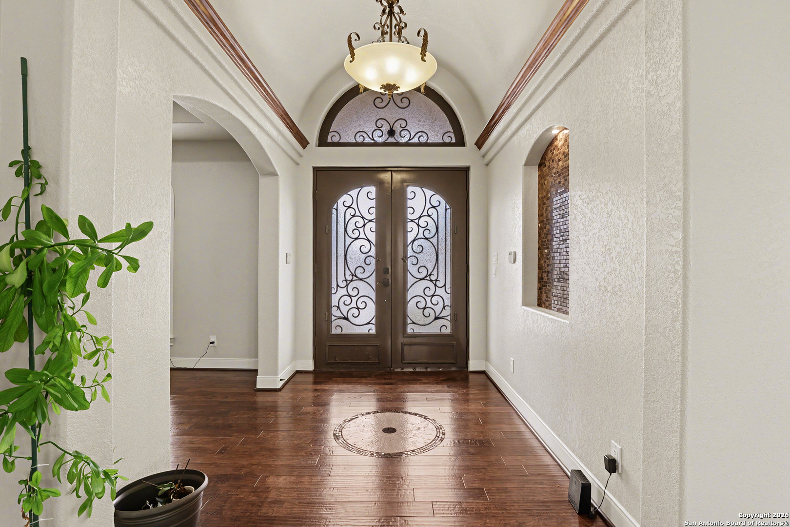 113 Abrego Mount — photo