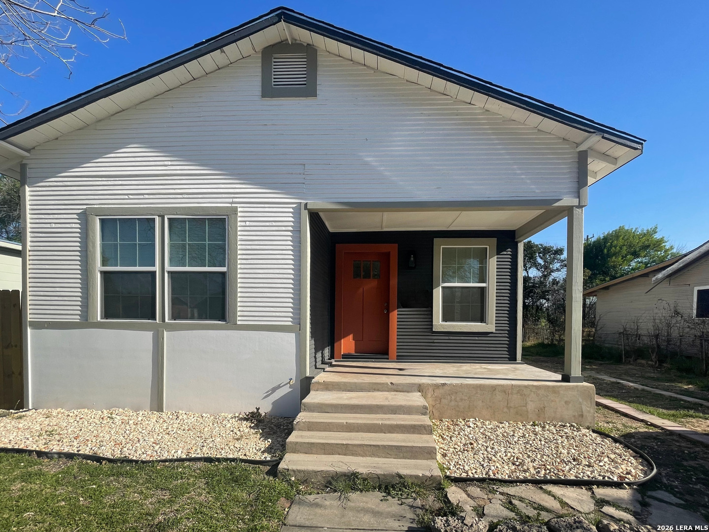 1531 W French — photo