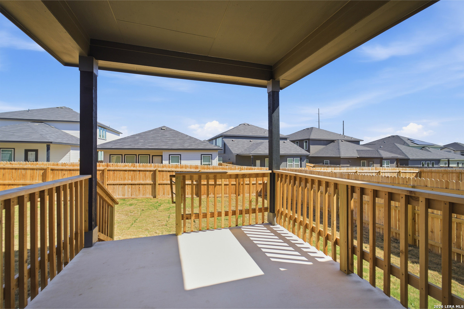 2906 Tengyc Bow — photo