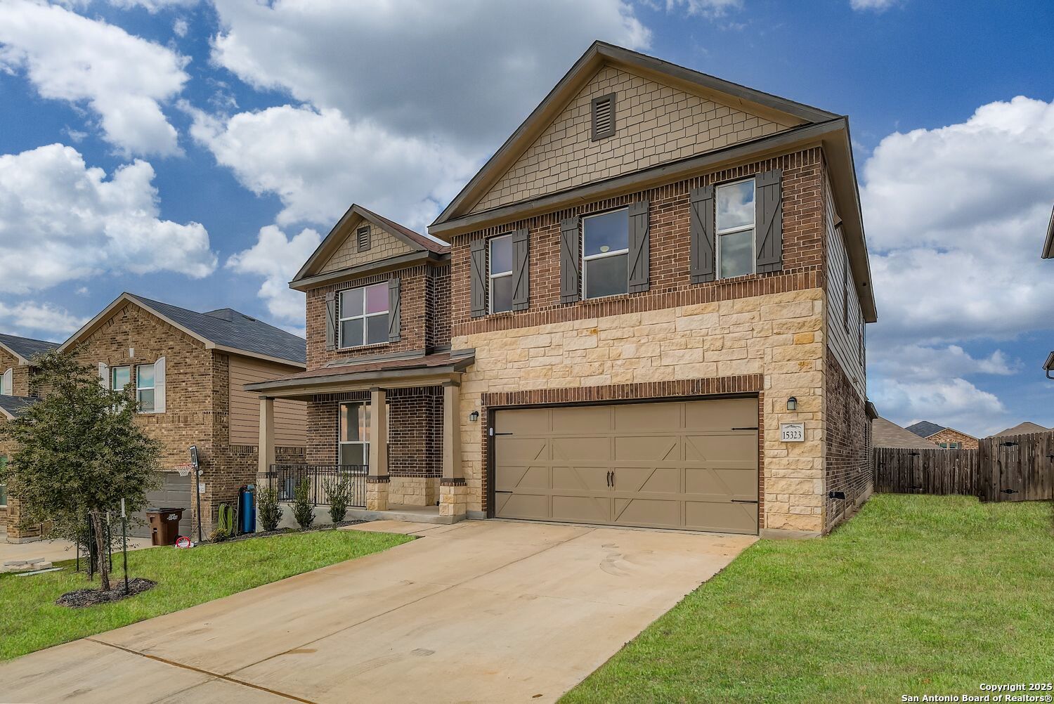 15323 Danae Bend — photo