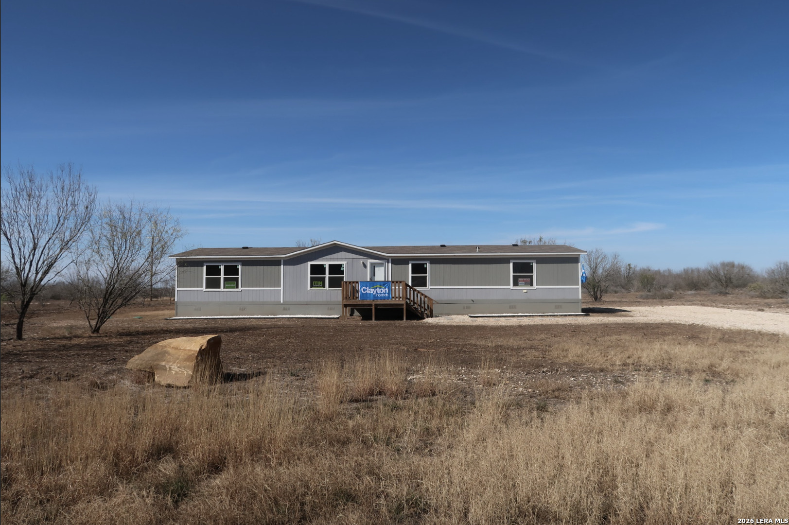 146 Frio Estates Drive — photo
