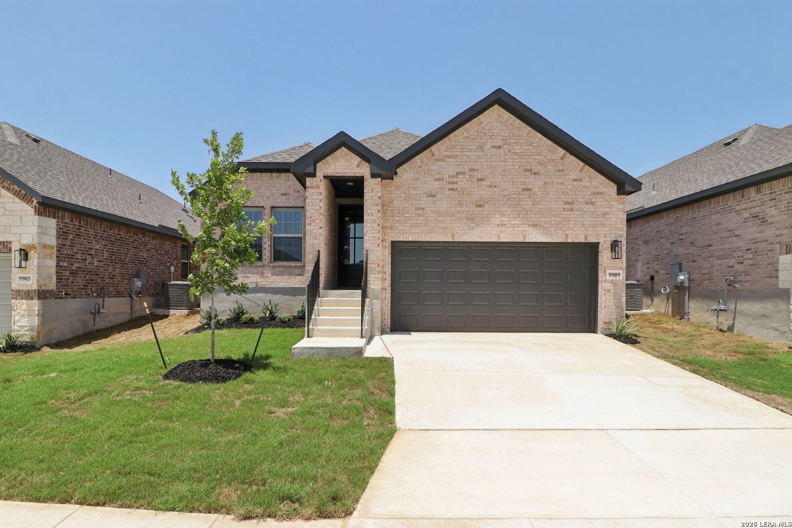 9909 Paladin Ridge — photo